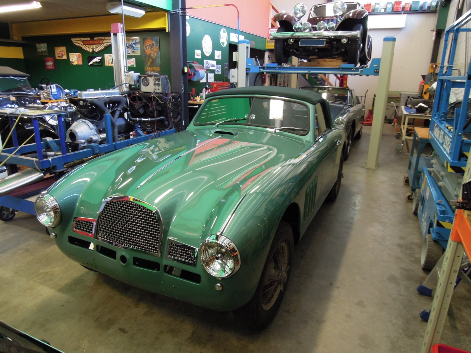 <b>aston martin db2 competion</b>