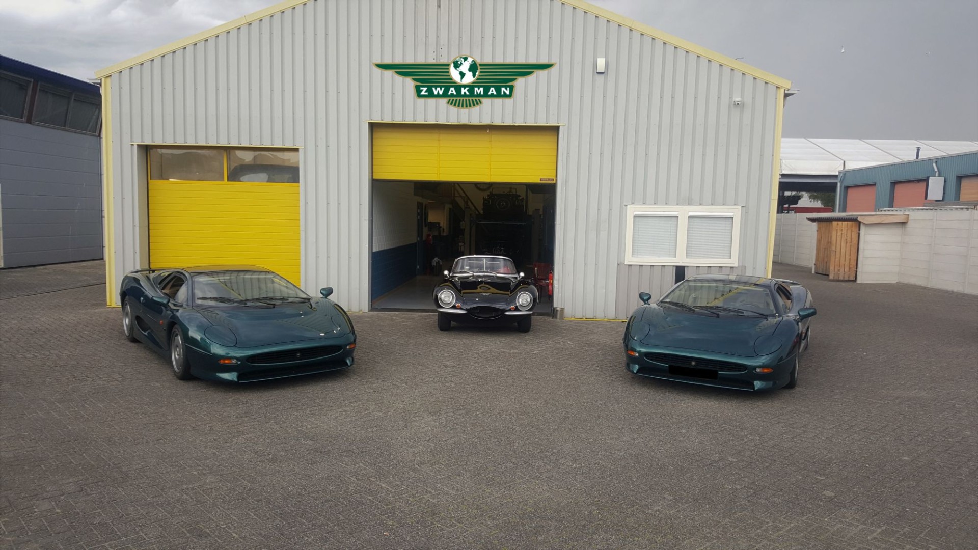 jaguar two xj220 and xkss