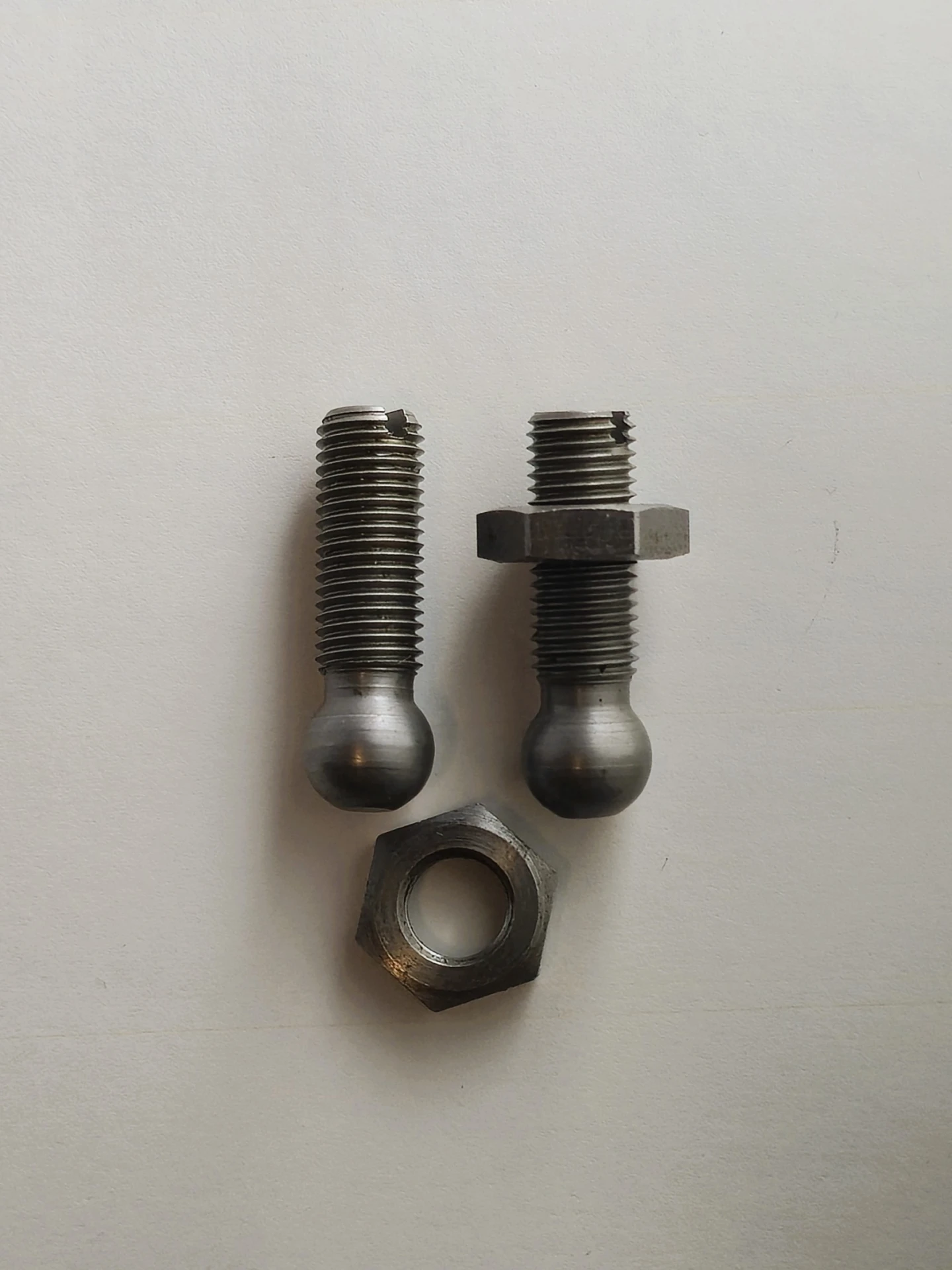 Jaguar ss100&nbsp;rocker arm valve adjustment screw&nbsp;
