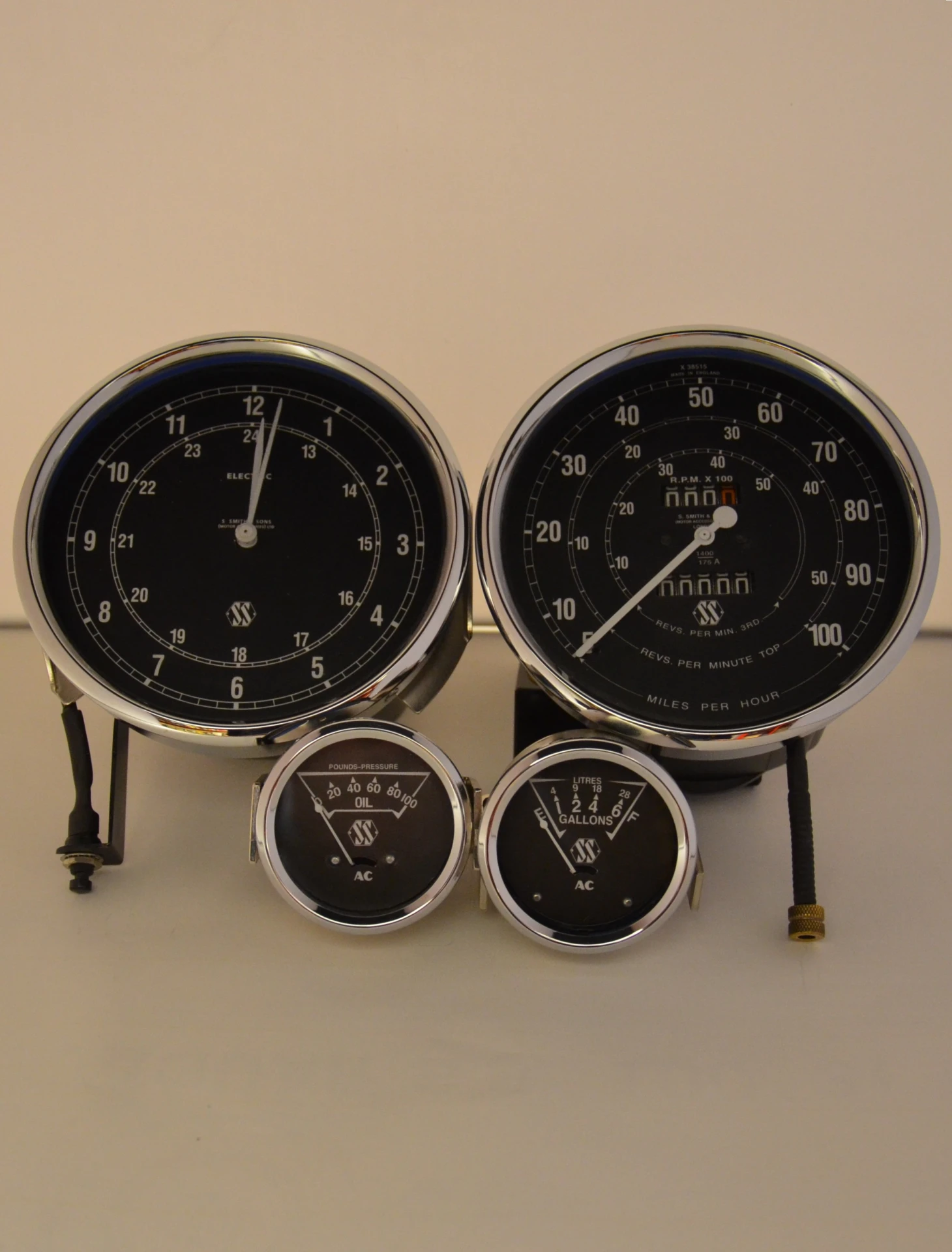 SS2 Tourer&nbsp;instrument clocks rev miles